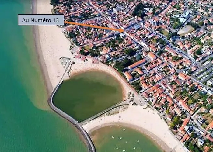 Au Numero 13 A 50m De La لا برنوري-ان-رتز